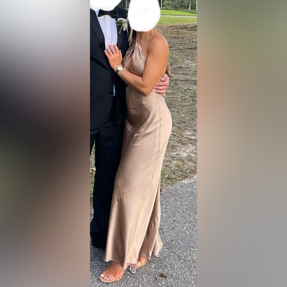 Yesenia Silk Dress Size S - Picture 4 of 4